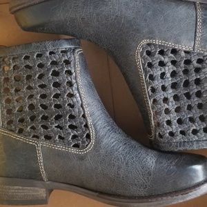 Sbicca Booties Size 7